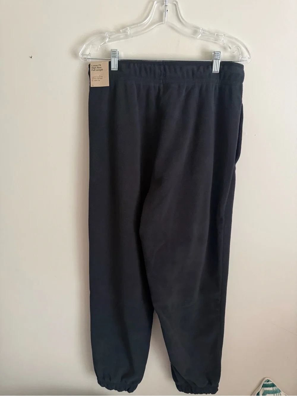 NWT Nike Women's One Therma-FIT Fleece Polar Sweatpants Soft Black Medium FB5578